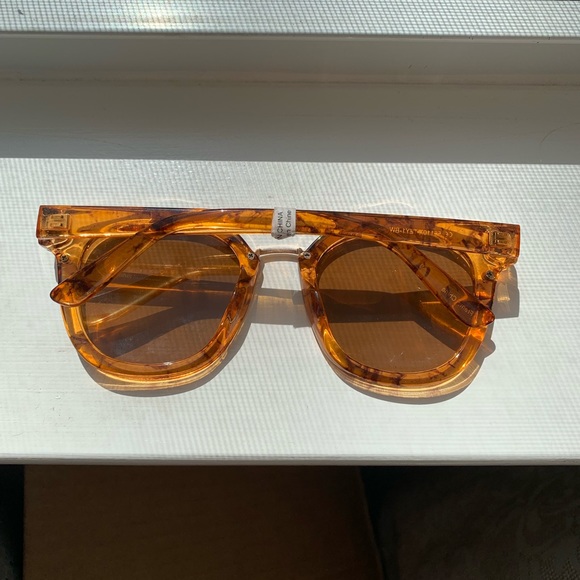 Nordstrom sunglasses - Picture 2 of 5